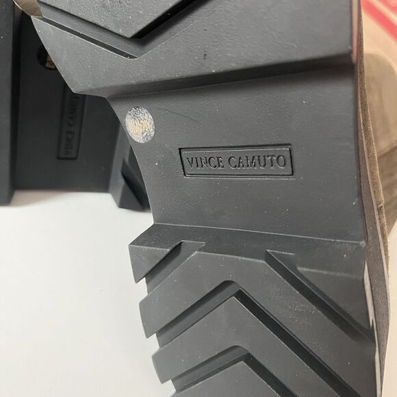 Vince Camuto Green Suede Neframes Zipper Block Heel Ankle Boots Size 8.5M - Picture 4 of 11